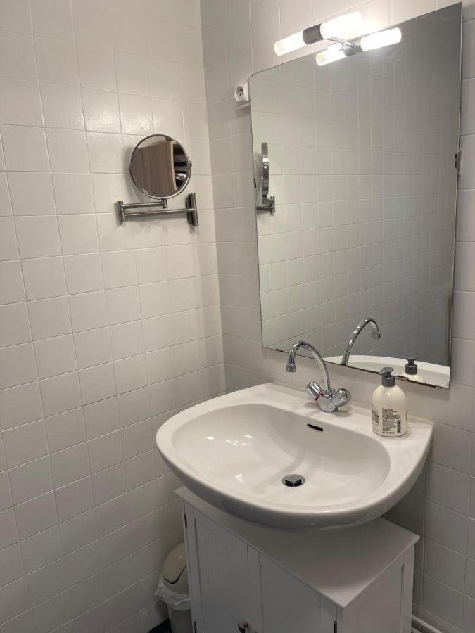 Appartement T4 70M2 - Meuble - Centre Ville - Proche Thermes Lons-le-Saunier Eksteriør billede