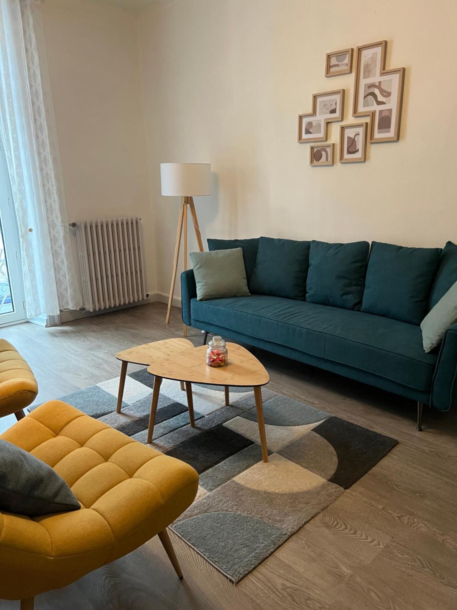 Appartement T4 70M2 - Meuble - Centre Ville - Proche Thermes Lons-le-Saunier Eksteriør billede